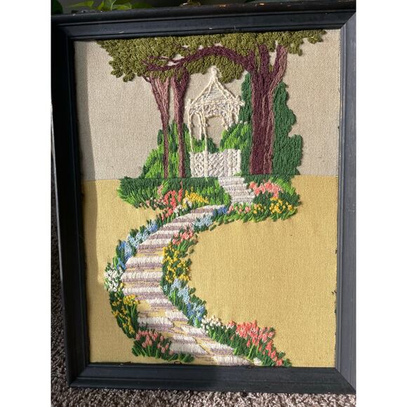Vtg Framed Crewel Embroidery Springtime Gazebo Needlepoint Floral Grandmacore - Picture 11 of 16
